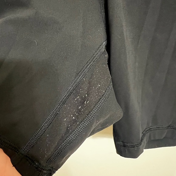 Lululemon EXTRA Highrise Align 6” Short - Picture 3 of 4